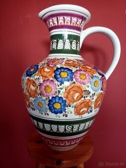 Keramický džbán