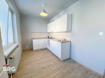 SRG | 2-izb. byt s balkónom po rekonštrukcii | Petőfiho - 1