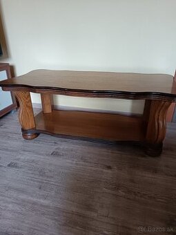 Konferenčný stolík