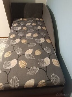 Čalúnená váľanda