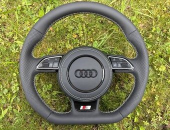 VYHRIEVANY AUDI VOLANT - ZREZANY - PERFOROVANA KOZA TOP