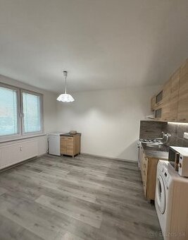 PRENÁJOM - 1 izbový byt Chrenová