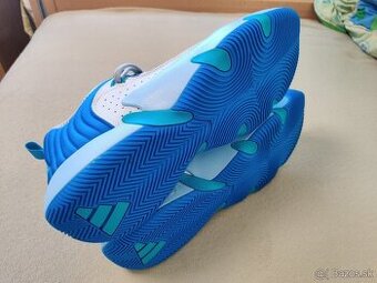 Predám nové nepoužité teniisky Adidas Trae Unlimited.
