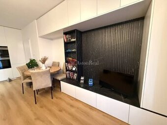 Moderný nadštandardný 2-izbový byt v novostavbe na Námestí s