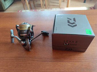 naviják DAIWA LEXA E 3000 LT