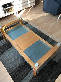 darujem konferenčný stolík