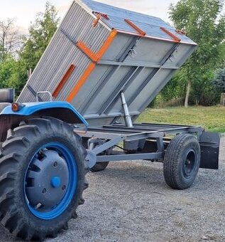 Vlečka vyklapacia S2 3t