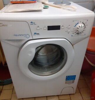 Predám malú práčku CANDY AQUA 1142D1-S – úzka, 4 kg