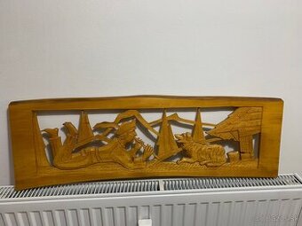 Ručne vyrezávaný drevený obraz – pastier so psom 75 × 23 cm