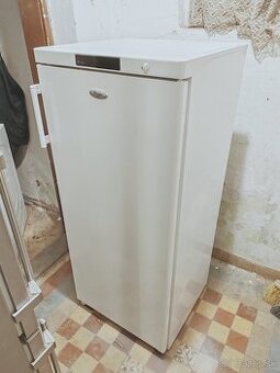Predám chladničku bez mrazničky Whirlpool 140cm