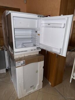Chladnička vstavaná s mrazničkou - NOVÁ