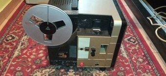 Predám premietacku projekční ,stereo philips
