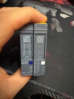 Siemens SIMATIC ET 200SP – I/O moduly (F-DI, AQ) + Base Unit