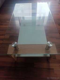 Konferenčný stolík