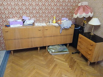 Ptredám retro skrine