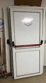 Vchodove ALU dvere