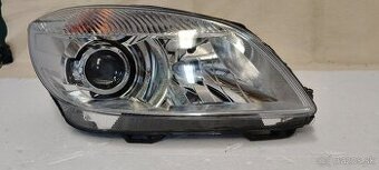 Práve natačacie svetlo Škoda Fabia 2 facelift 5J1941016E