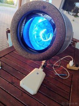 Industriálna lampa niečo ako horské slnko.Zbrratelsky kúsok