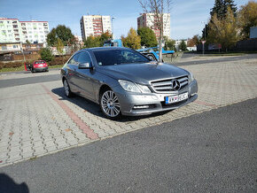Mercedes E 220 CDI  Coupé - 1