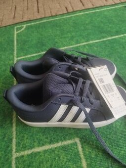 Adidas tenisky - nové, veľkosť 32