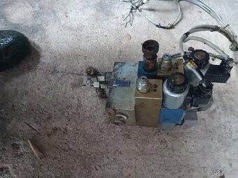 Hydraolicky rozvadzac - 1