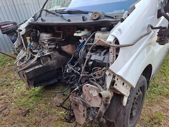 Predám opel vivaro 9 miestné .