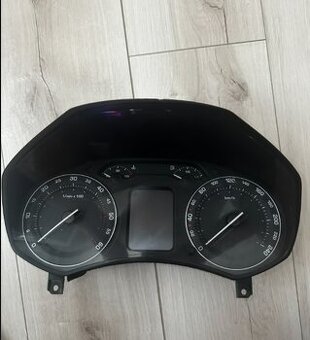 Octavia 2 Maxidot budiky