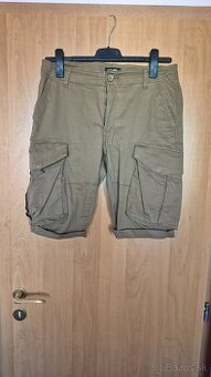 Krátke nohavice Only veľ.32