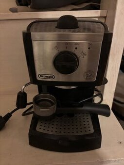 Kavovar delonghi EC155