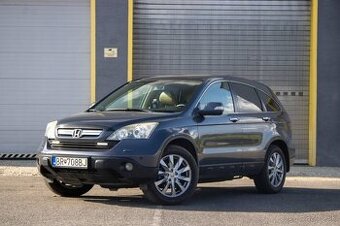 Honda CR-V.
