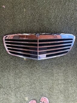 W221 Maska Facelift s distronicom - originál