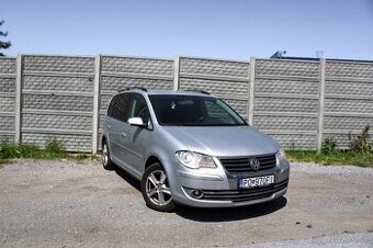 Volkswagen Touran Van 1.9 TDI,Manuál, Kupované SK, Ťažné