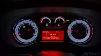 🇮🇹 Fiat 500 L  Living  , panoráma,  ročník 2013