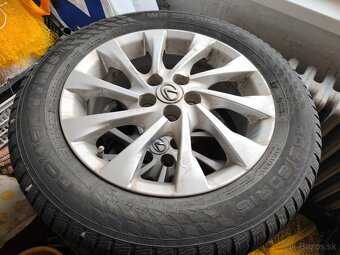 Nokian Tyres WR Snowproof 205/60 R16 96H