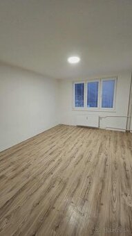 Na predaj 2 izbový byt v Trenčianskych Tepliciach