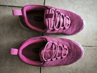 Predám detské tenisky