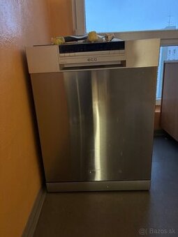 Umývačka riadu ECG