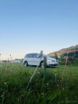 Volkswagen Touran  Cross 2.0 TDI 130kw Dsg