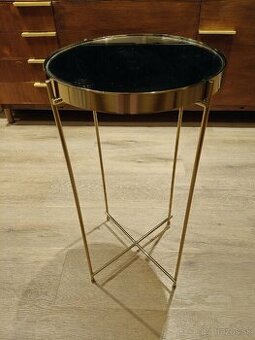 Zlatyprirucny stolik so zrkadlovym vrchom