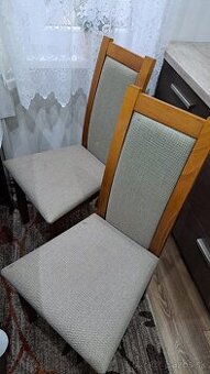 Predam 4 stoličky