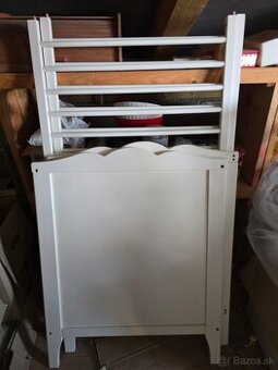 Predám detskú postieľku