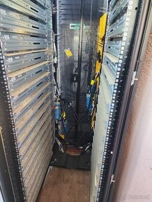Predám HPE rack