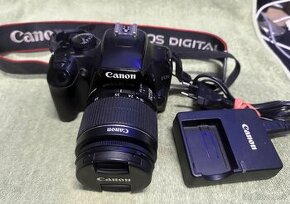 Canon EOS 1000D + objektív
