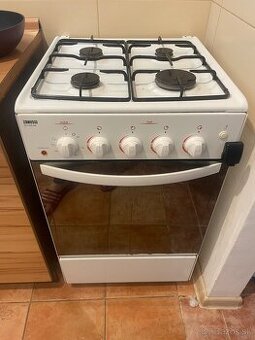 Predane Zanussi zcg 559 nm