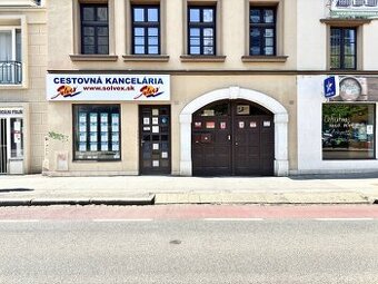 PRENÁJOM - Obchodný priestor v centre, Špitálska ulica