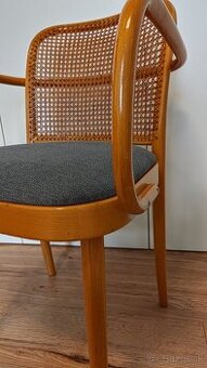 Stolička, kreslo ton 811