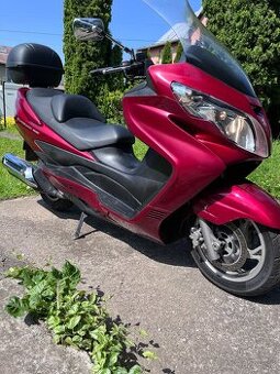 Predám motocykel-skúter Suzuki Burgman 400 automat r.v.2008