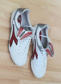 Predám NOVÉ kopačky DIADORA