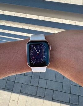 Apple watch series 5