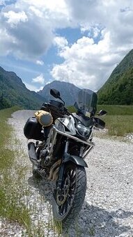 Honda CB500X 2019, 35kw, R19 vpredu, VÝBAVA